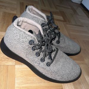 Allbirds Men’s Wool Shoe with black sole